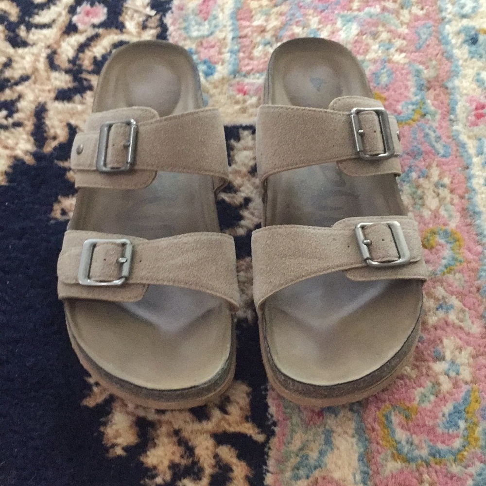 Birkenstock like sandals